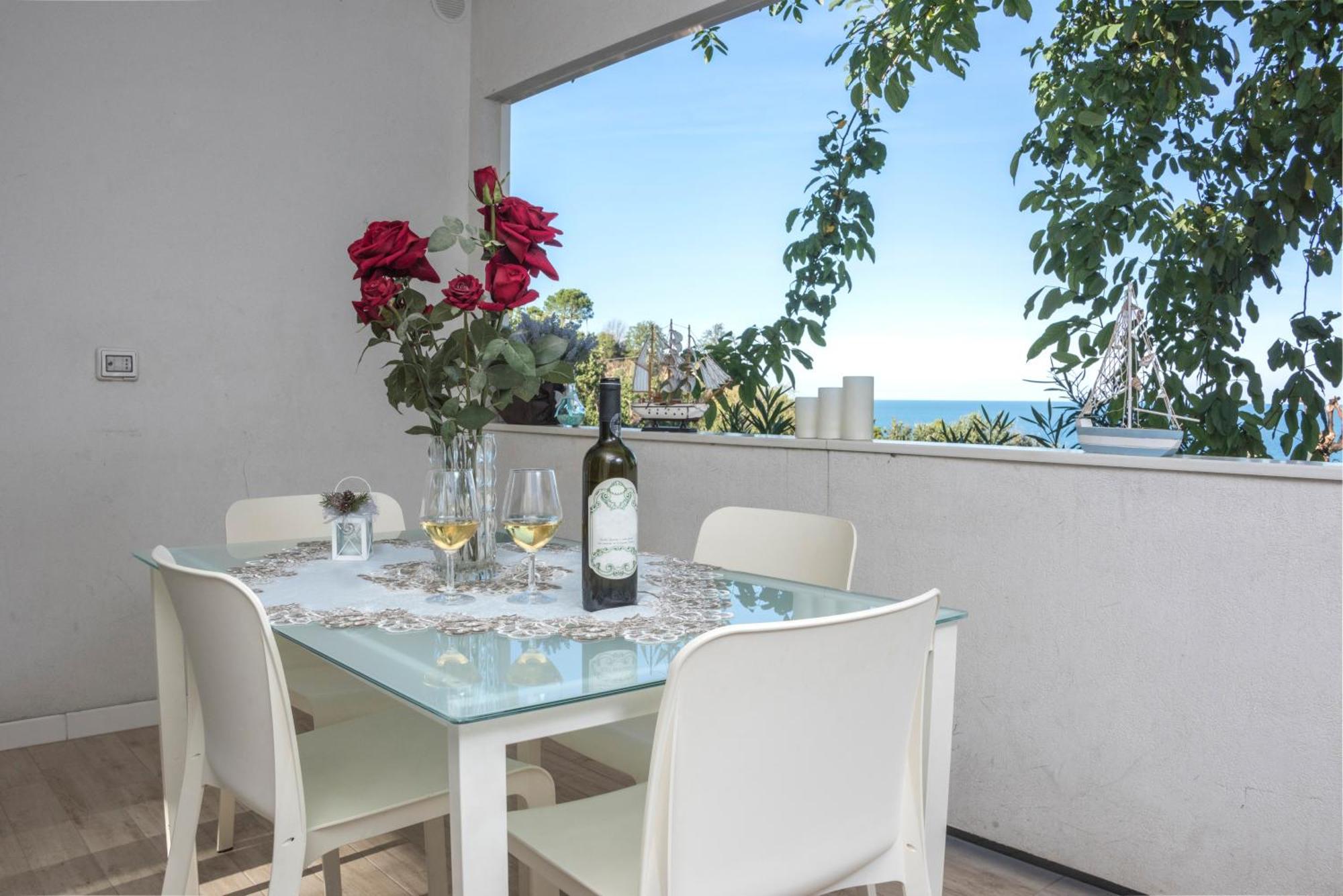 Centro Vacanze Mirage Torre di Palme Eksteriør billede